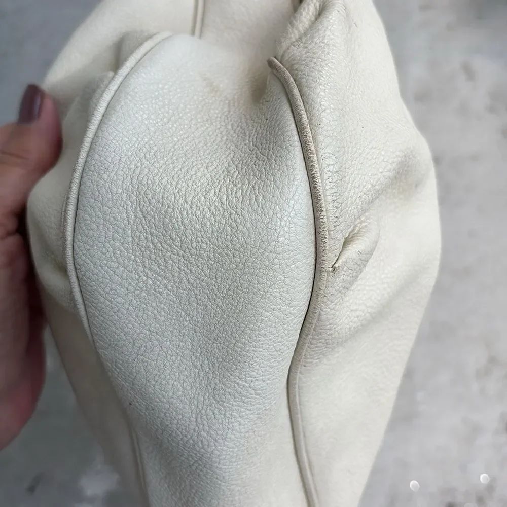 Ferragamo shoulder bag - Picture 4 of 8
